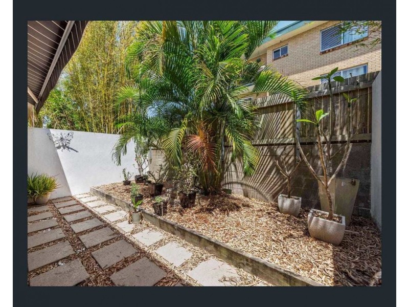 8/23 Burrai Street, Morningside QLD 4170