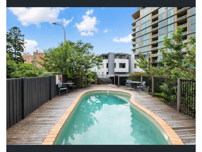 10/442 Main Street, Kangaroo Point QLD 4169