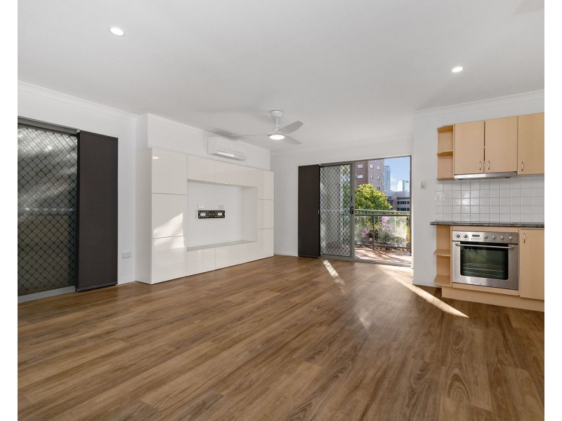 2/442 Main Street, Kangaroo Point QLD 4169