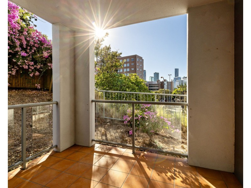 2/442 Main Street, Kangaroo Point QLD 4169