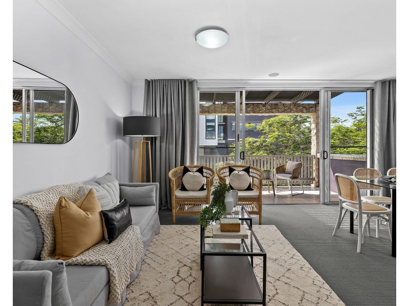 5/8 Wakefield Street, Coorparoo QLD 4151