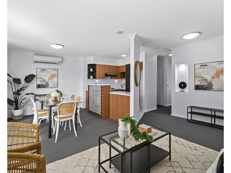 5/8 Wakefield Street, Coorparoo QLD 4151