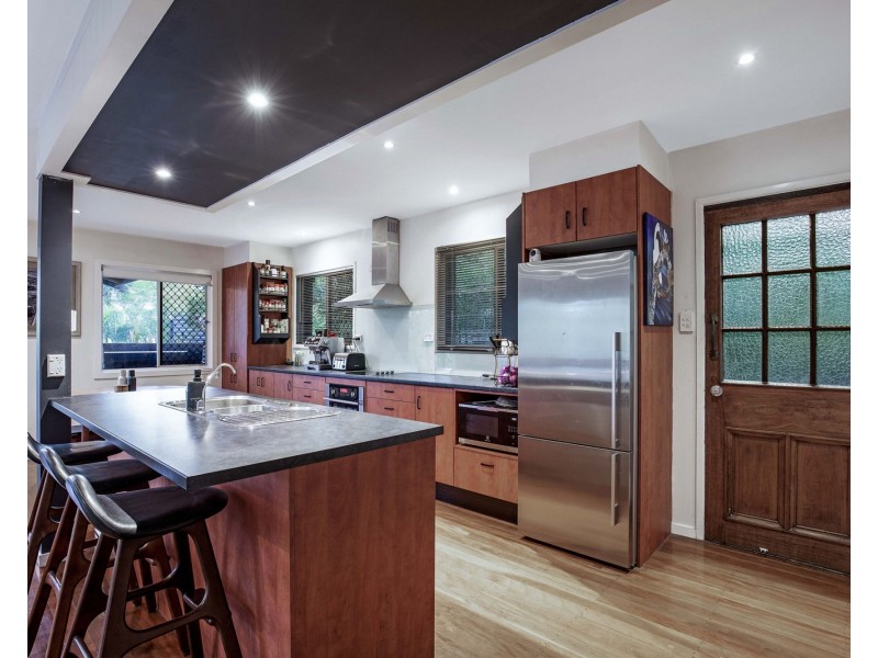 1A Myall Street, Norman Park QLD 4170