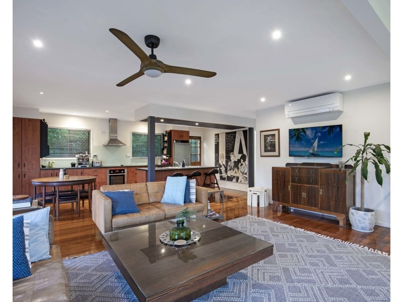 1A Myall Street, Norman Park QLD 4170