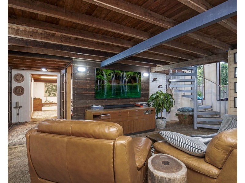 1A Myall Street, Norman Park QLD 4170