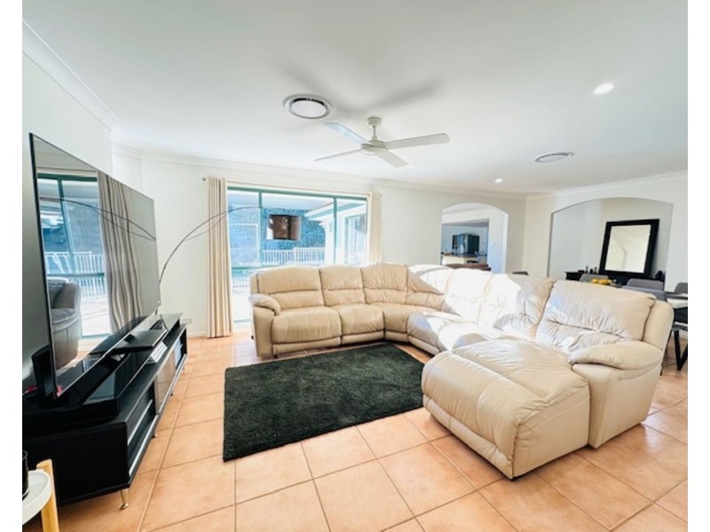 10 Ralph Street, Cleveland QLD 4163