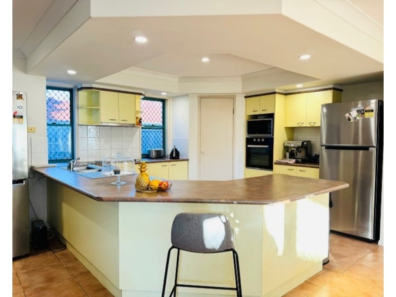 10 Ralph Street, Cleveland QLD 4163