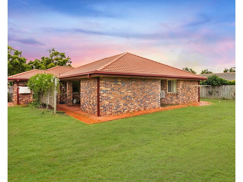 4 Morgan Close, Manly West QLD 4179