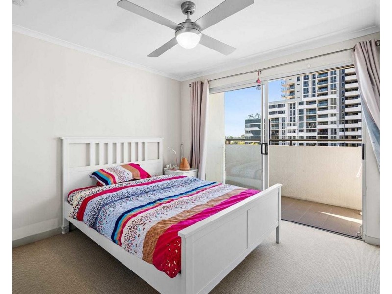 1604/67 Linton Street, Kangaroo Point QLD 4169