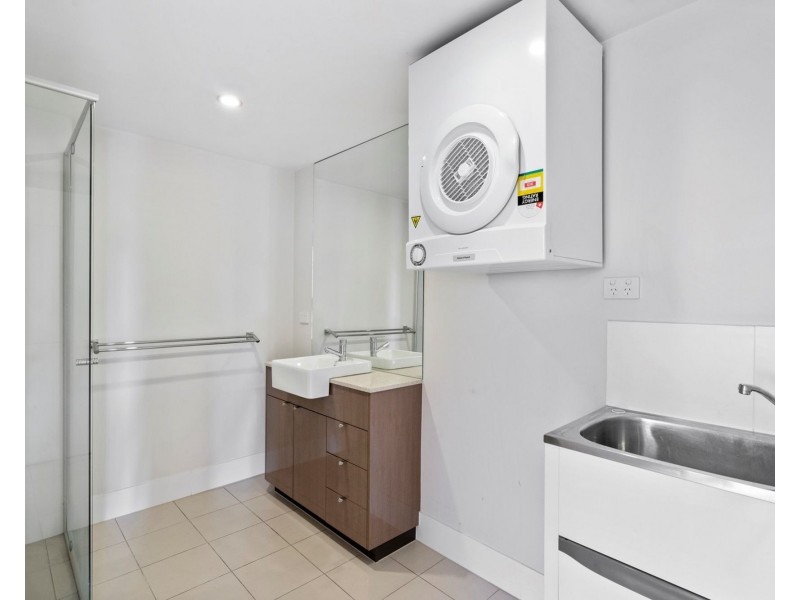 1604/67 Linton Street, Kangaroo Point QLD 4169