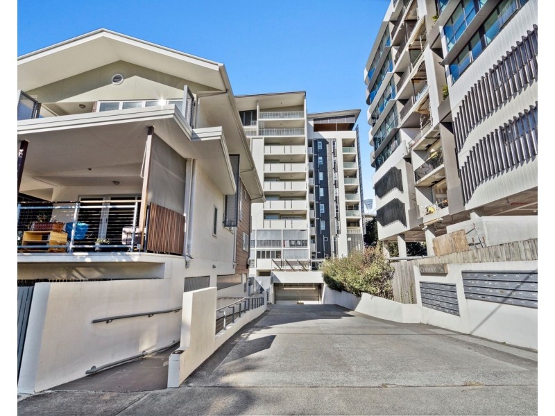 1604/67 Linton Street, Kangaroo Point QLD 4169