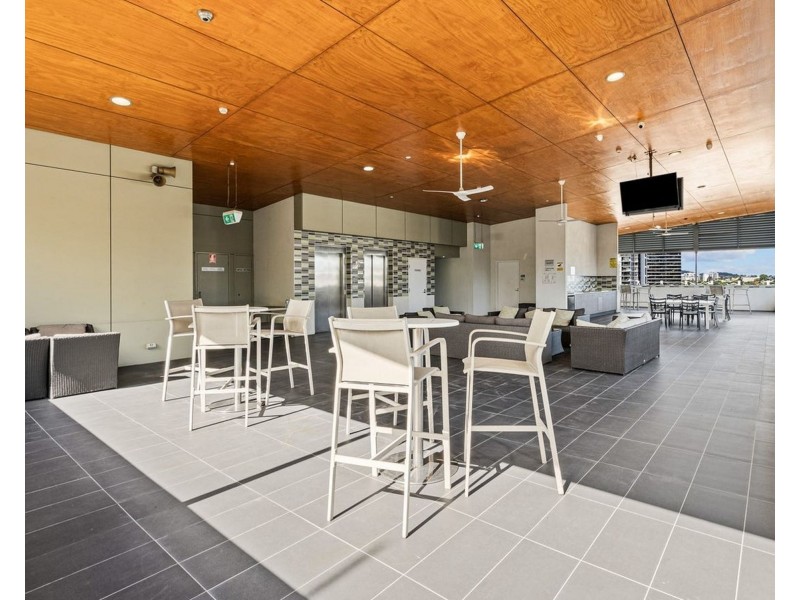 1604/67 Linton Street, Kangaroo Point QLD 4169