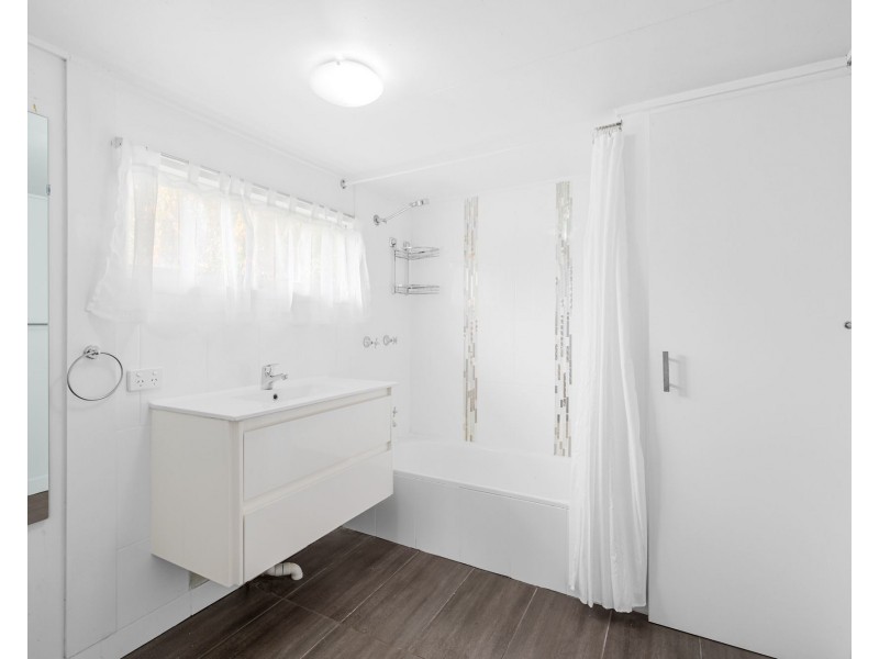 28 Blackburn Street, Moorooka QLD 4105