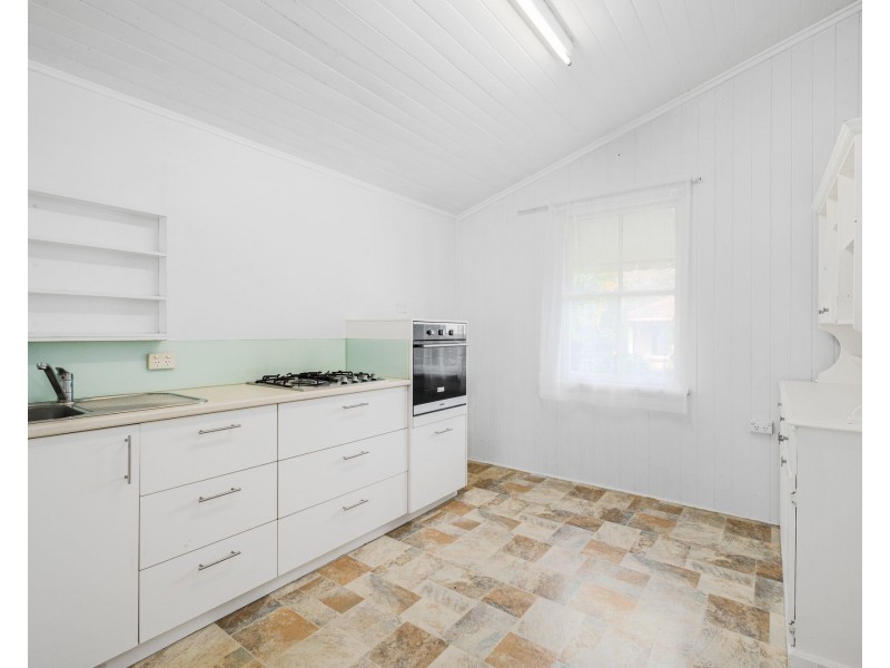 28 Blackburn Street, Moorooka QLD 4105