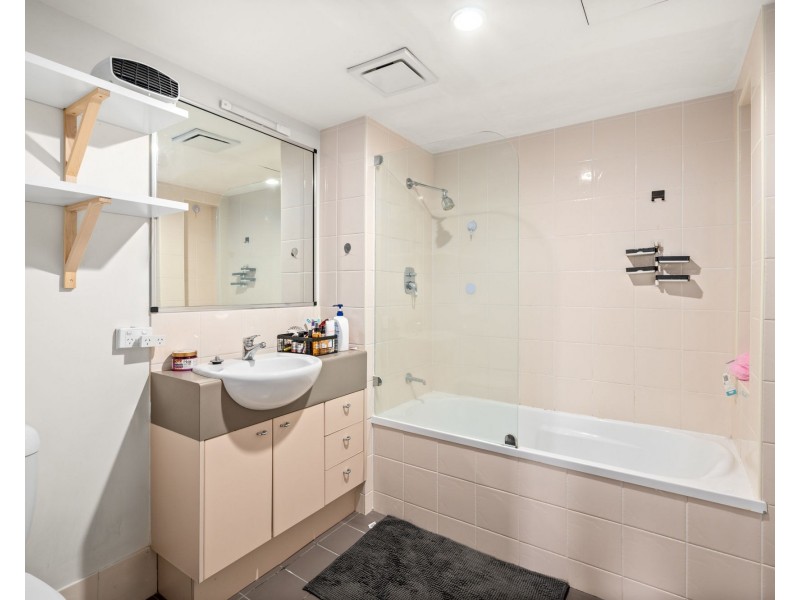 4/442 Main Street, Kangaroo Point QLD 4169