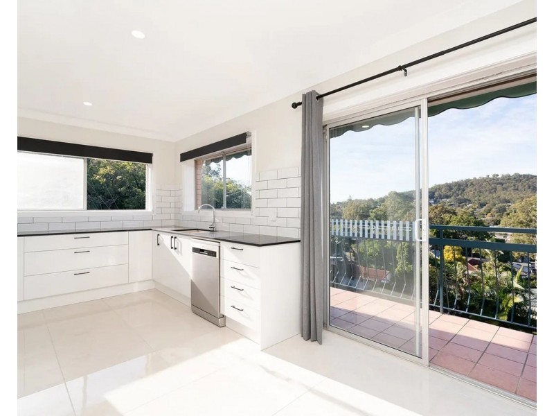 21 Dodwell Street, Holland Park West QLD 4121