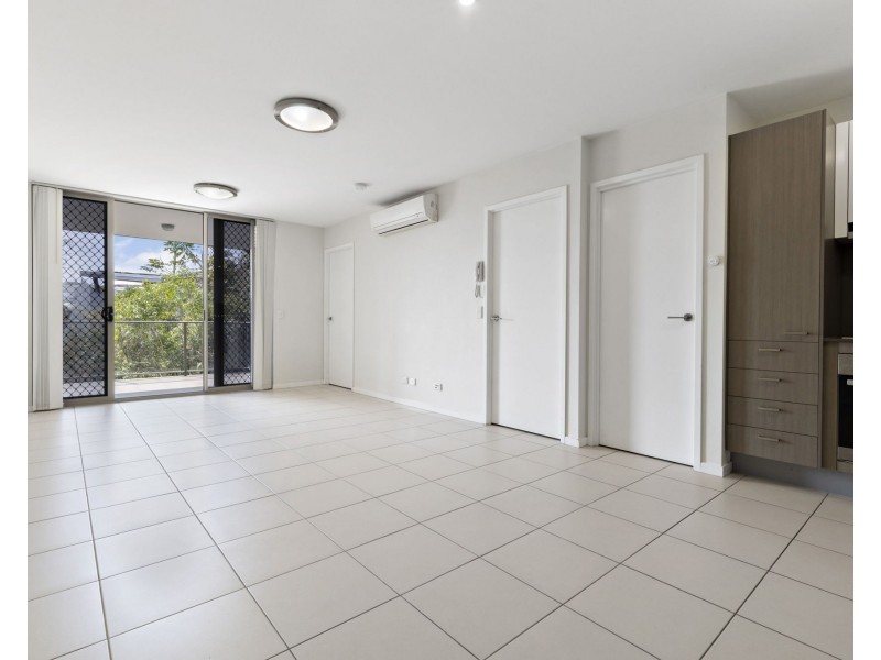 16/11 Riding Road, Hawthorne QLD 4171