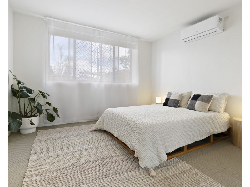 17/11 Riding Road, Hawthorne QLD 4171