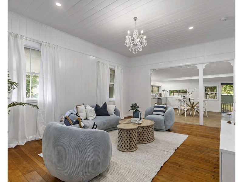 2 Charlotte Street, Blackstone QLD 4304