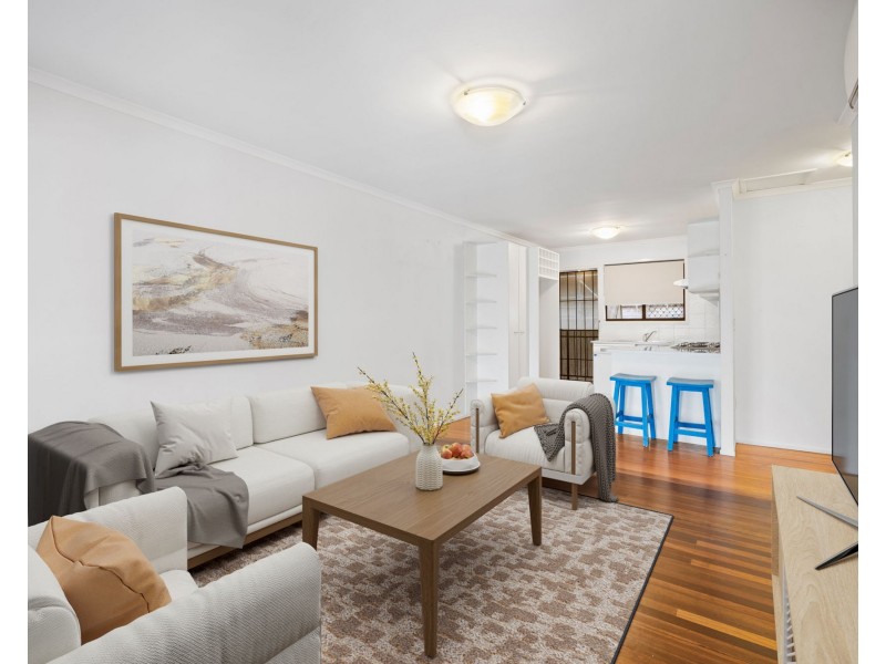 1/6 Flora Street, Greenslopes QLD 4120
