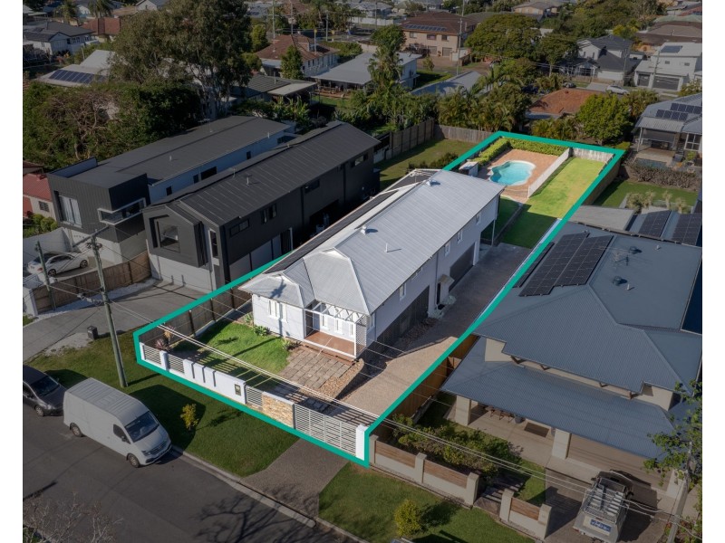 10 Olinda Street, Carina QLD 4152