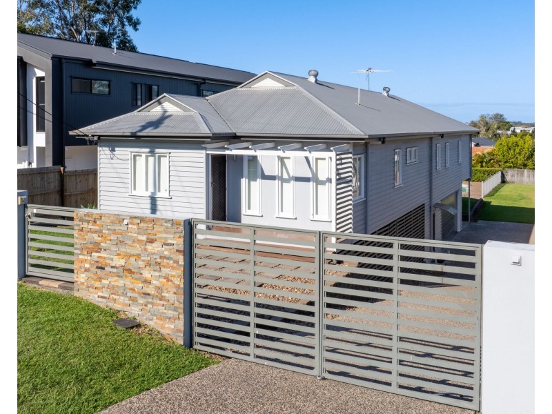 10 Olinda Street, Carina QLD 4152