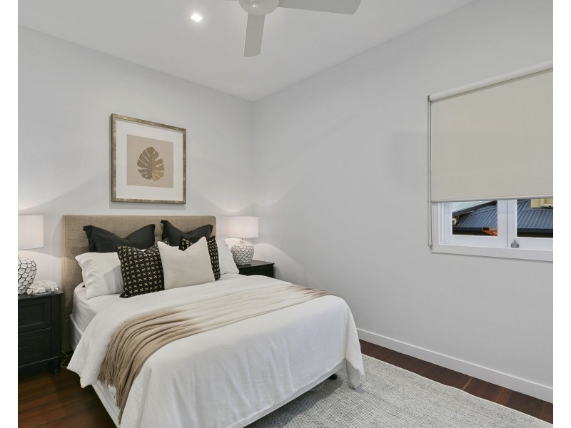 10 Olinda Street, Carina QLD 4152