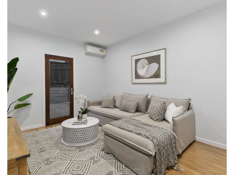 10 Olinda Street, Carina QLD 4152