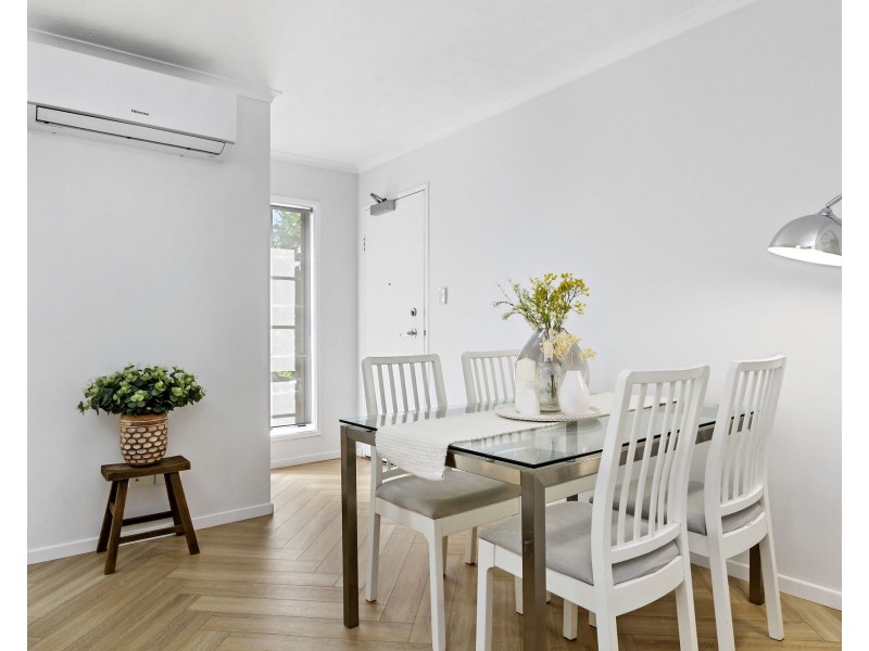 1/18 North Street, Southport QLD 4215