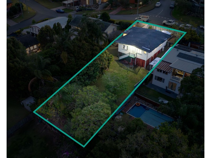 49 Cotswold Street, Carina QLD 4152