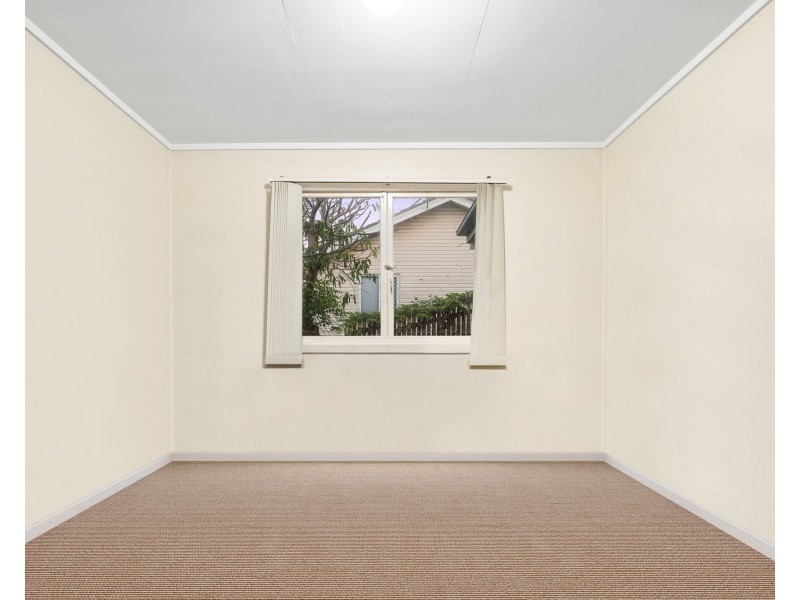 49 Cotswold Street, Carina QLD 4152