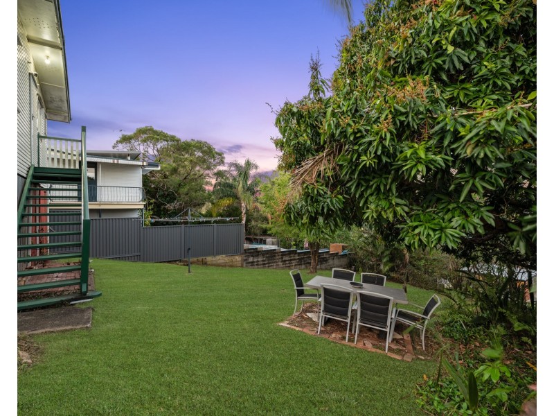 49 Cotswold Street, Carina QLD 4152