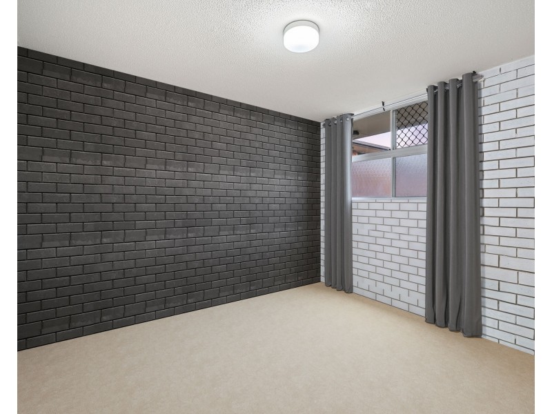 2/92 Bovelles Street, Camp Hill QLD 4152