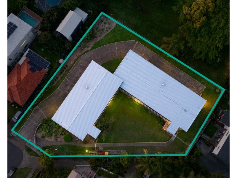 2/92 Bovelles Street, Camp Hill QLD 4152