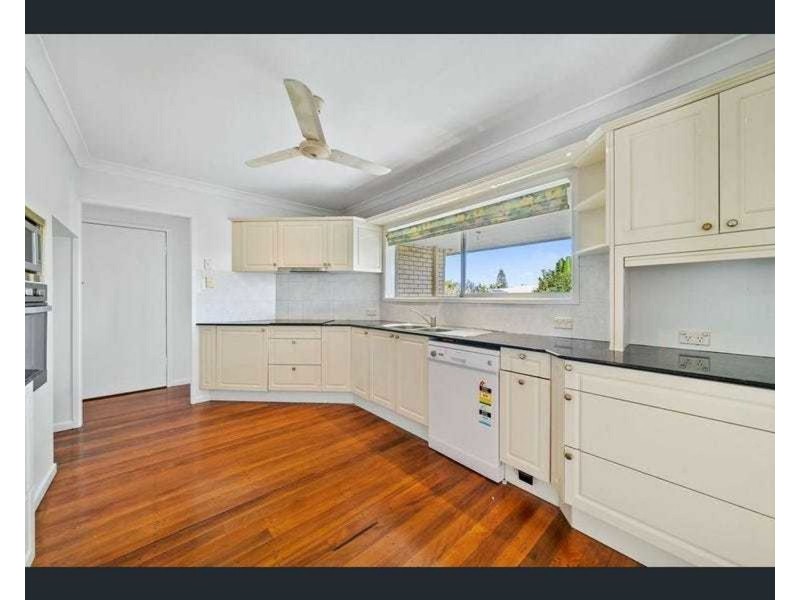 14 Marla Street, Robertson QLD 4109