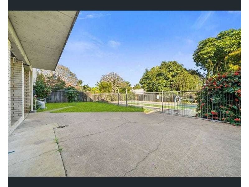 14 Marla Street, Robertson QLD 4109