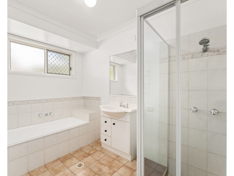 1 Windsor Court, Calamvale QLD 4116