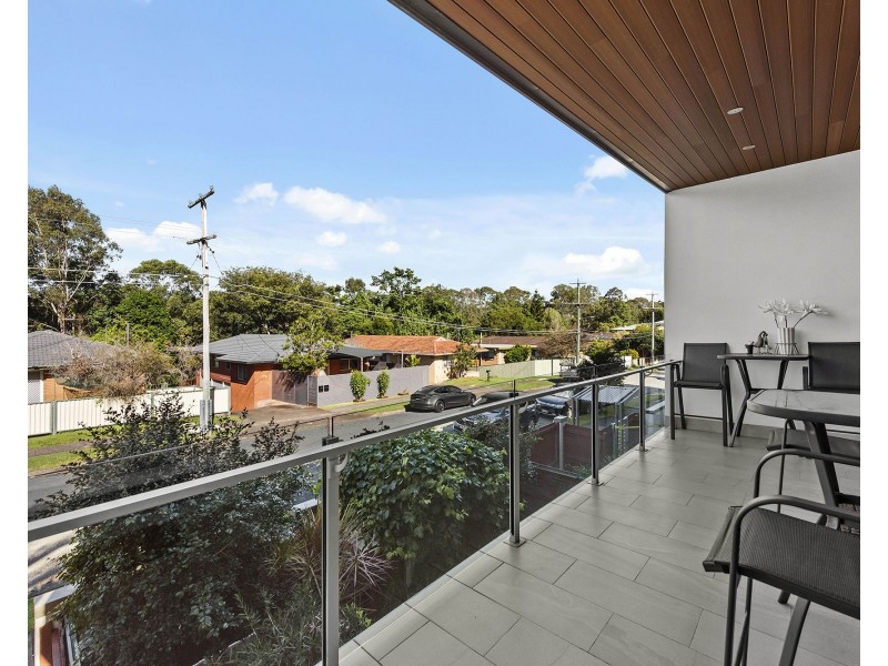 8/15 Roseglen Street, Greenslopes QLD 4120