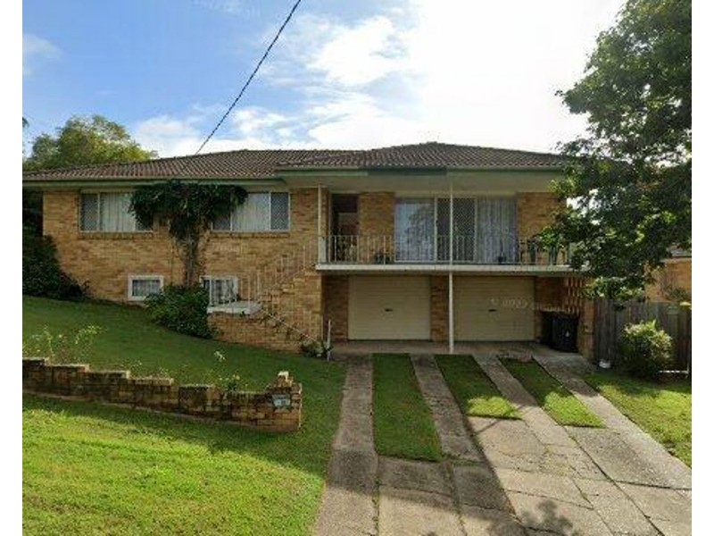 53 Dirkala Street, Mansfield QLD 4122