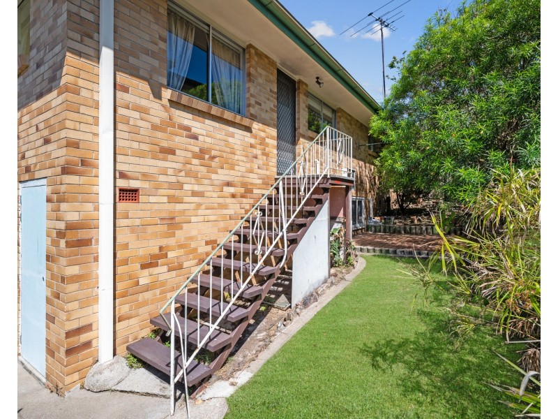 53 Dirkala Street, Mansfield QLD 4122