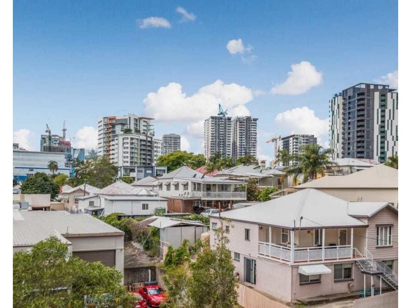 203/5 Cameron Street, South Brisbane QLD 4101