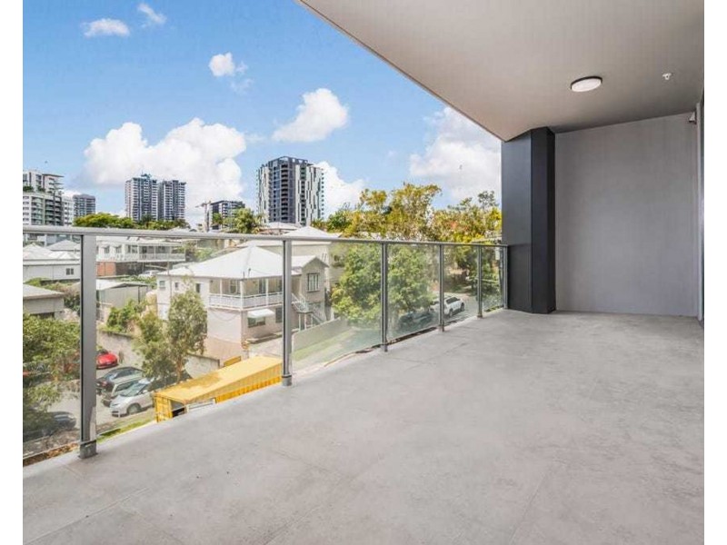 203/5 Cameron Street, South Brisbane QLD 4101