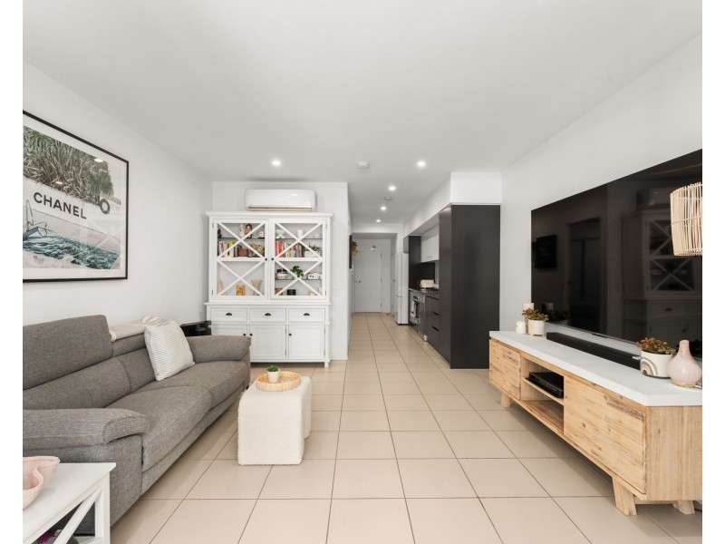 402/8 Holden Street, Woolloongabba QLD 4102