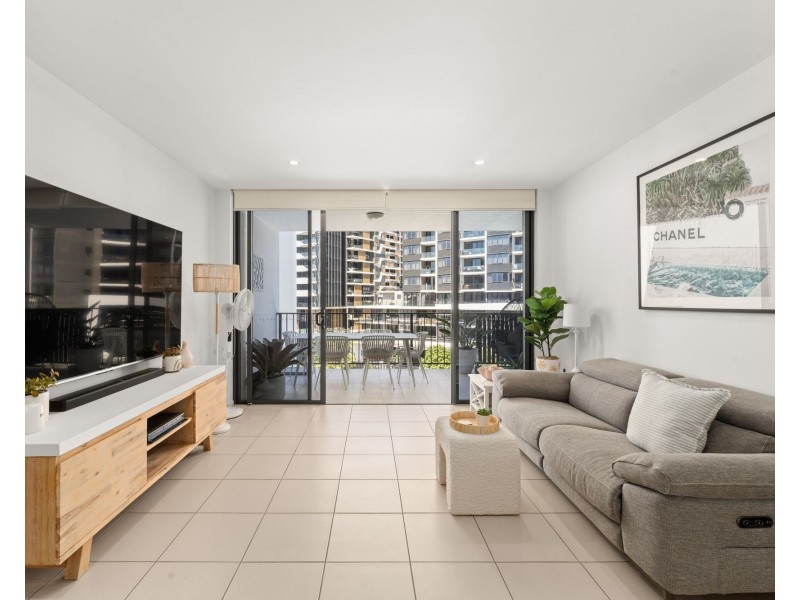 402/8 Holden Street, Woolloongabba QLD 4102