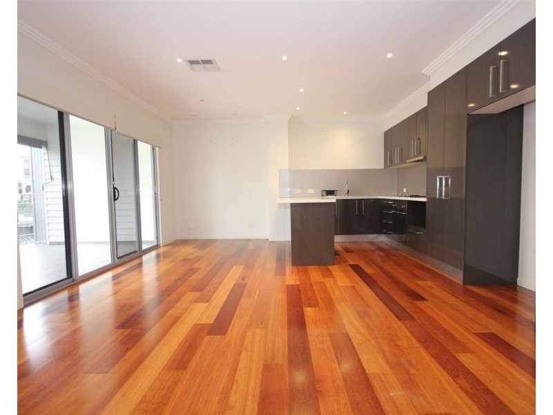 2/736 Wynnum Road, Morningside QLD 4170