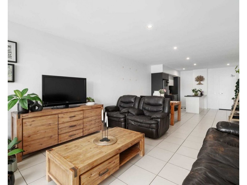 211 8 Holden St, Woolloongabba QLD 4102