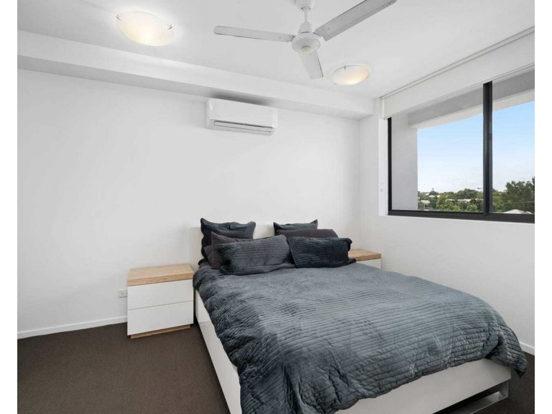 211 8 Holden St, Woolloongabba QLD 4102