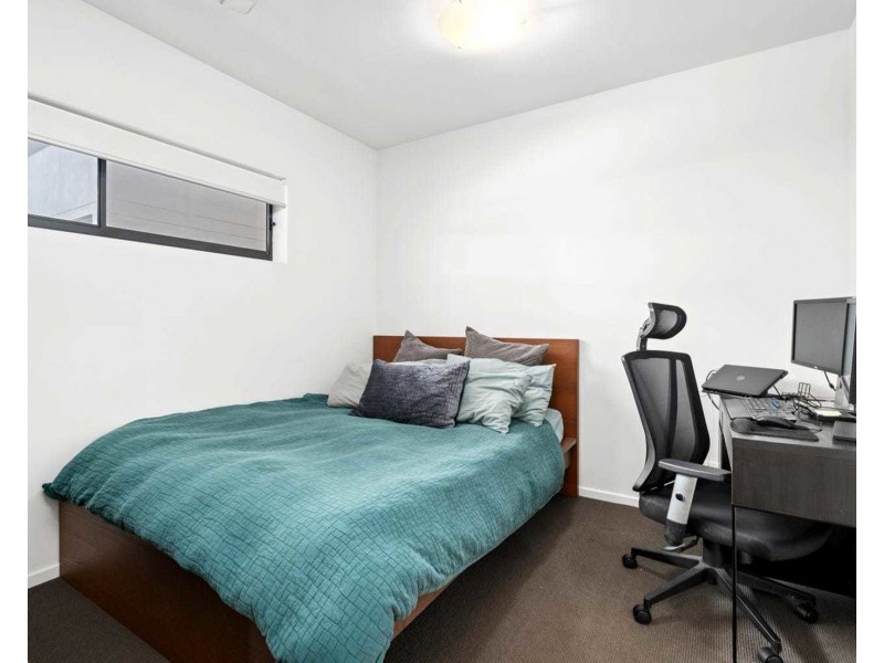 211 8 Holden St, Woolloongabba QLD 4102