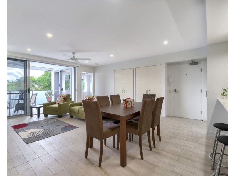 307/45 Shakespeare Street, Coorparoo QLD 4151