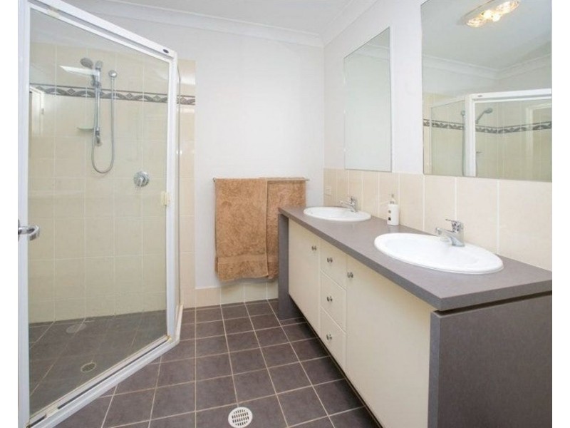 110 110 Tristania Way, Mount Gravatt QLD 4122